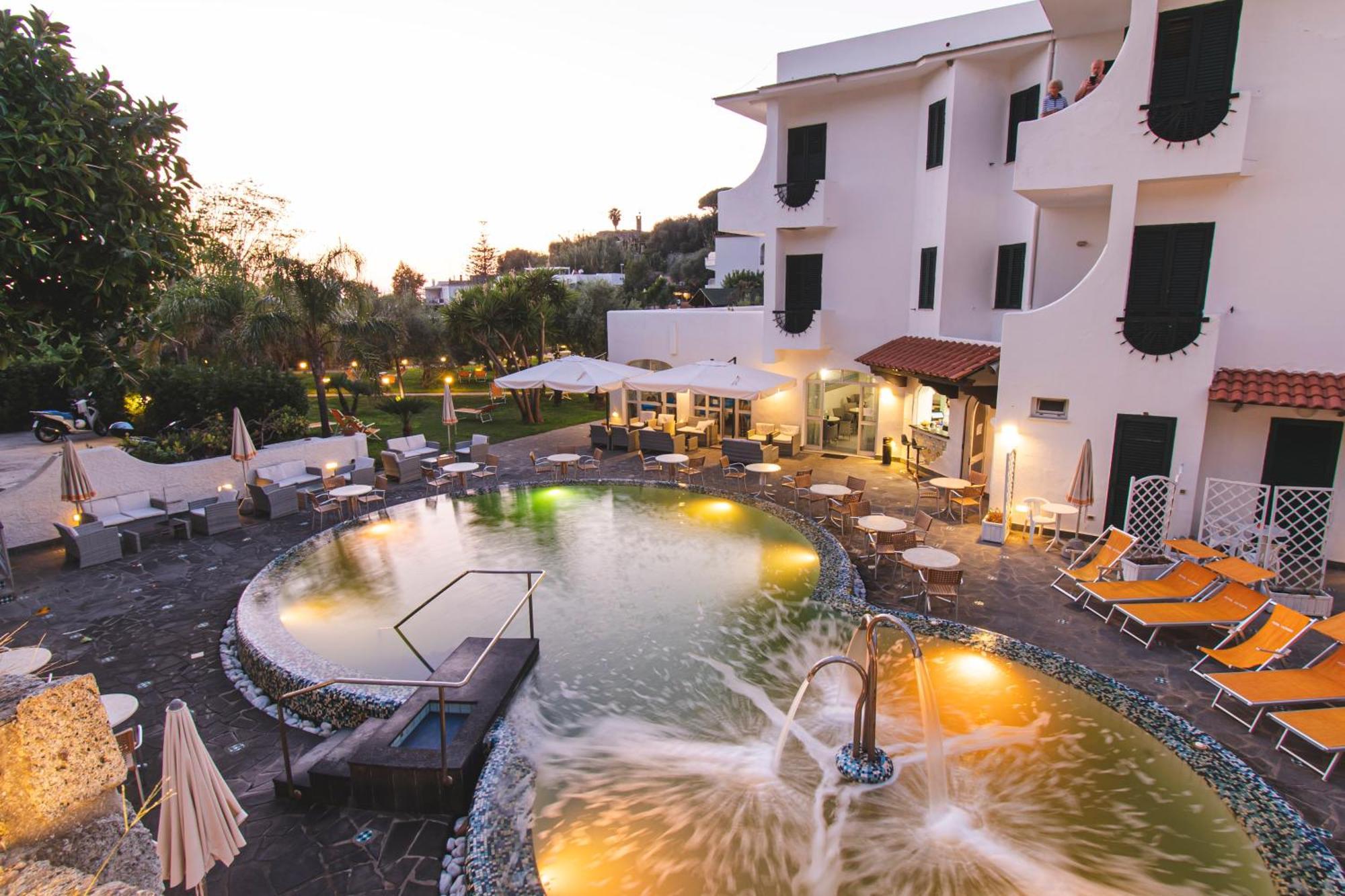 Hotel Park Victoria Forio di Ischia المظهر الخارجي الصورة
